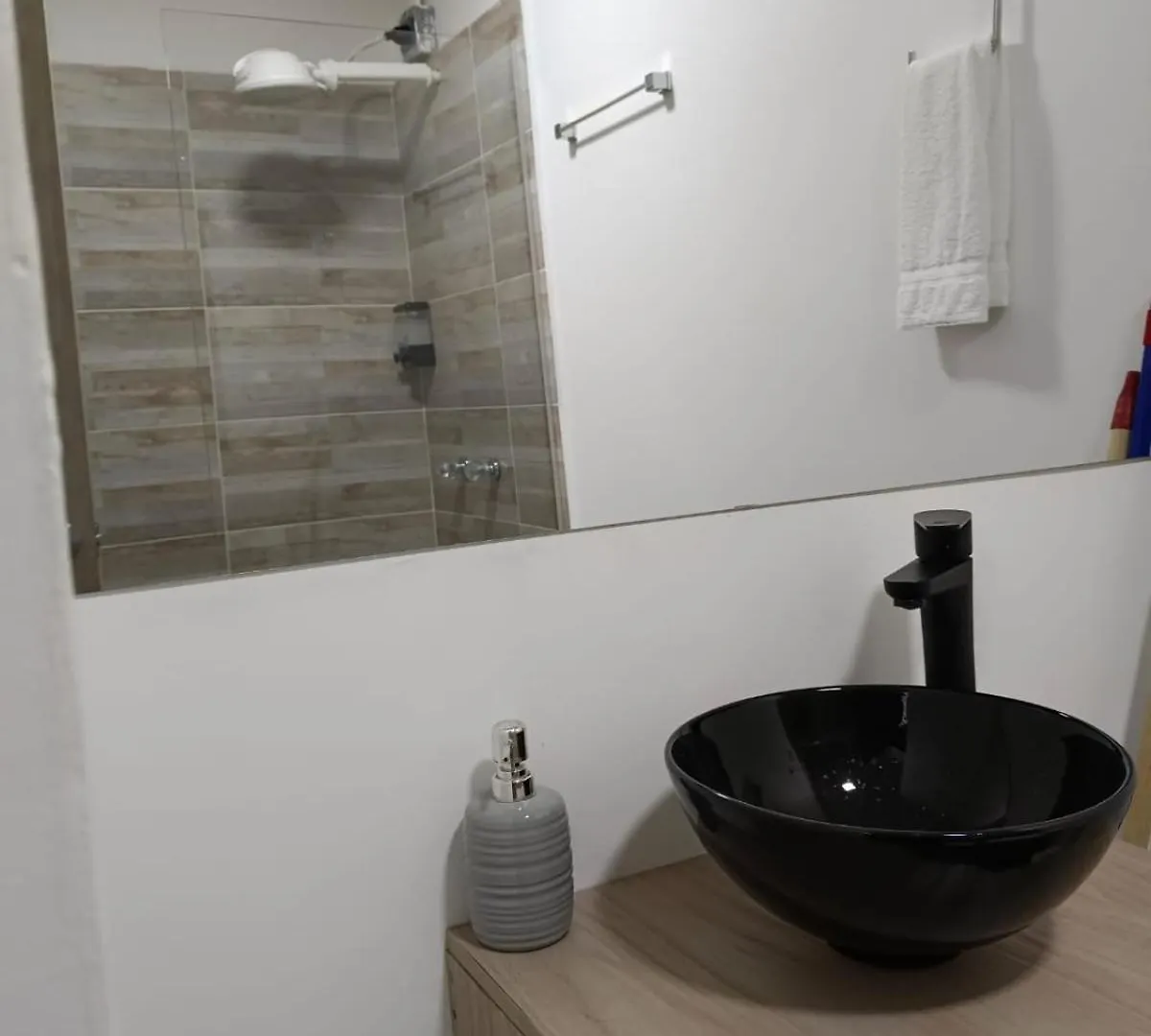 102 Apartamento En Laureles Cerca Al Estadio Y La 70 Medellin Apartment