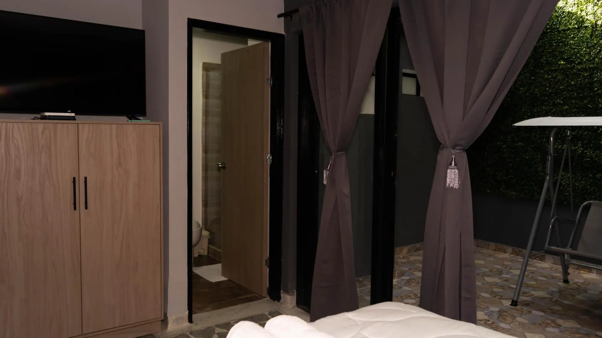 102 Apartamento En Laureles Cerca Al Estadio Y La 70 Medellin