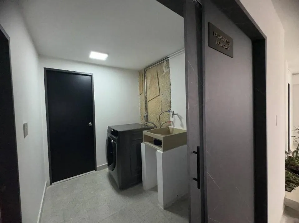 Apartment 102 Apartamento En Laureles Cerca Al Estadio Y La 70 Medellin