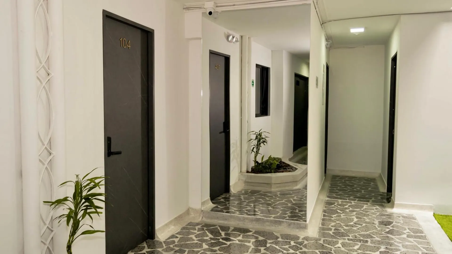 Apartment 102 Apartamento En Laureles Cerca Al Estadio Y La 70 Medellin Colombia