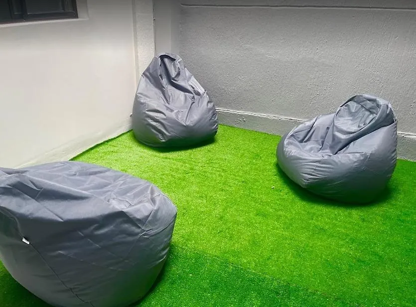102 Apartamento En Laureles Cerca Al Estadio Y La 70 Medellin Colombia